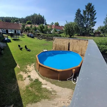 Dom wakacyjny Ujezdec U Prachatic Konopiste (Prachatice)