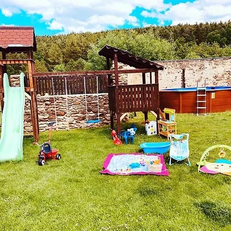 Ujezdec U Prachatic * Konopiste (Prachatice)